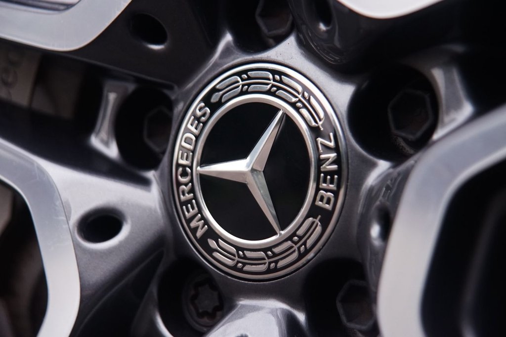 Used Mercedes-Benz E Class 2021 for sale - 76039781: Photo 40