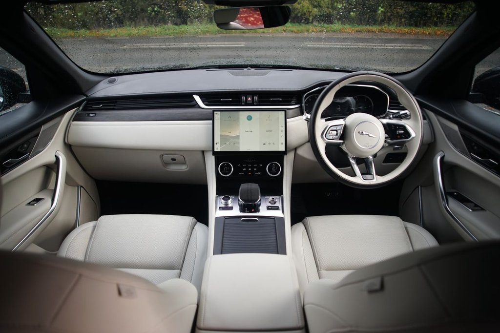 Used Jaguar F-Pace 2021 for sale - 76163535: Photo 15