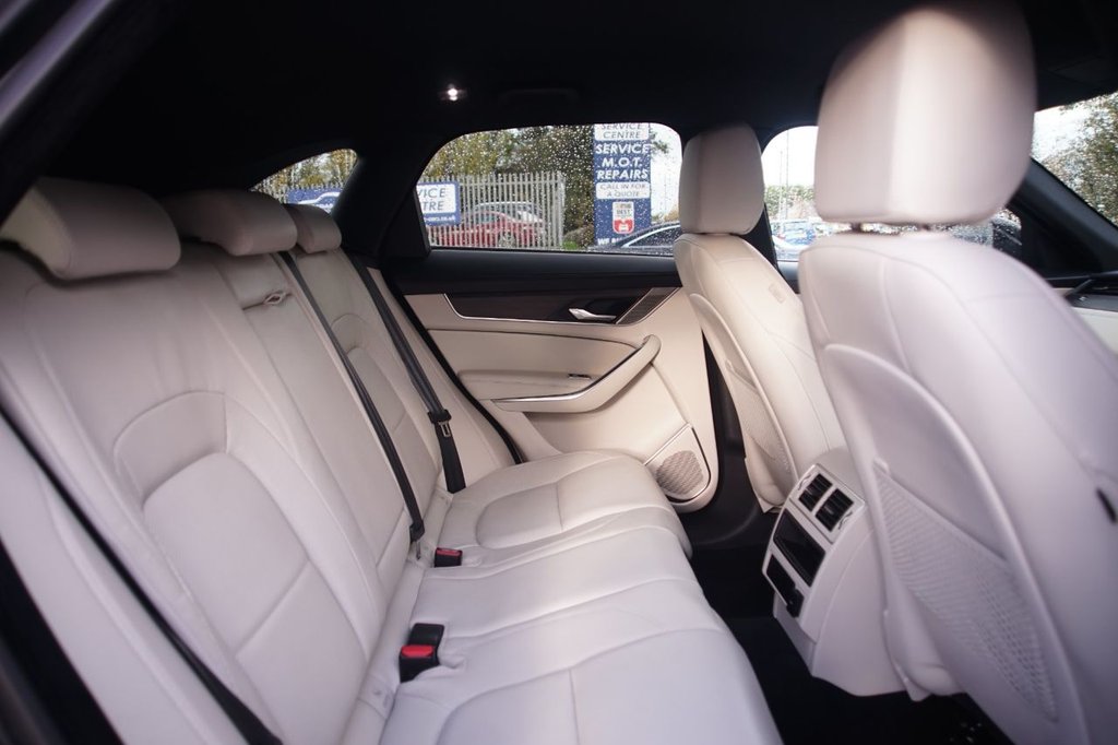 Used Jaguar F-Pace 2021 for sale - 76163535: Photo 29