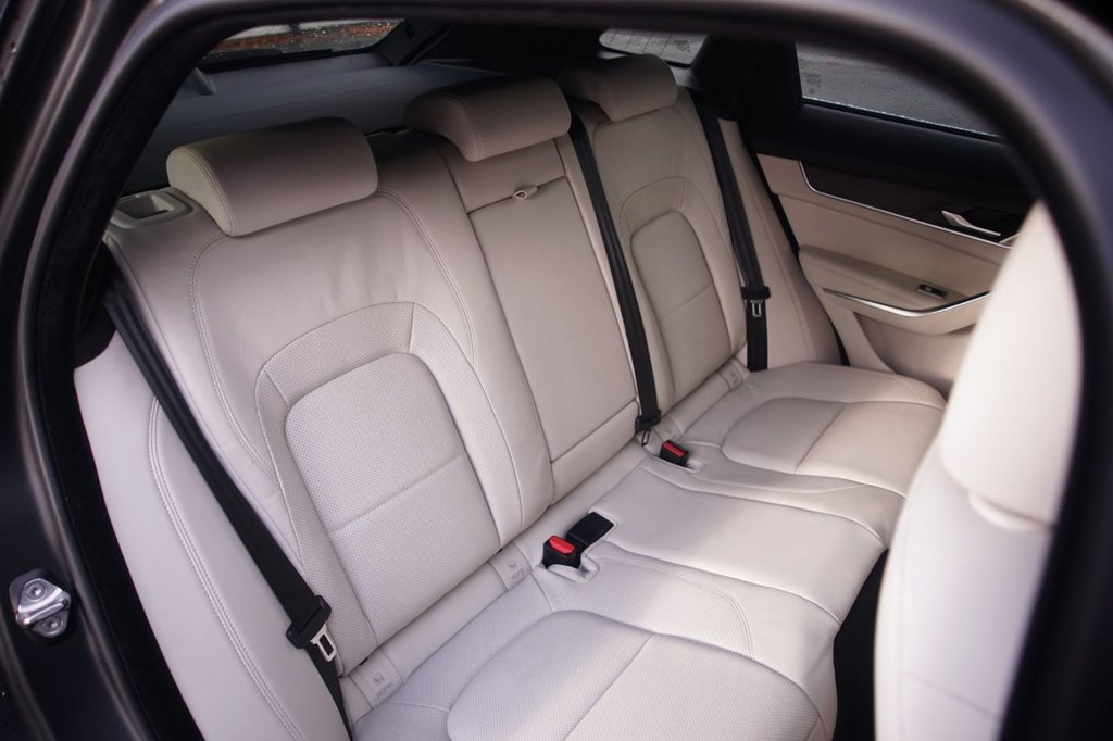 Used Jaguar F-Pace 2021 for sale - 76163535: Photo 30