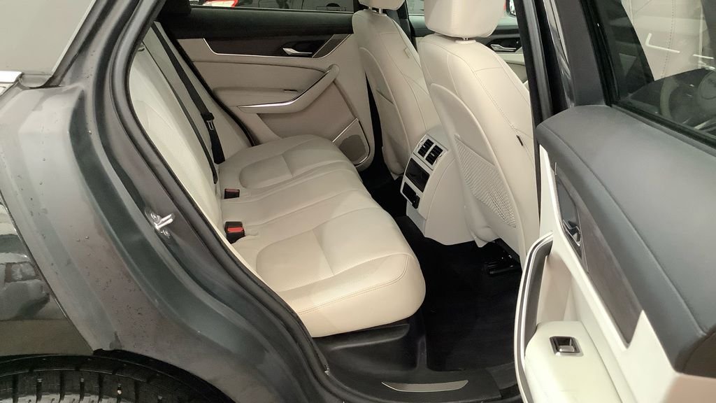 Used Jaguar F-Pace 2021 for sale - 76163535: Photo 6
