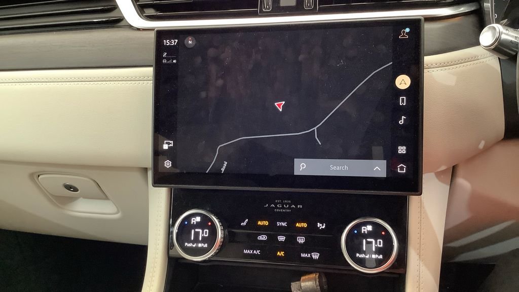 Used Jaguar F-Pace 2021 for sale - 76163535: Photo 8