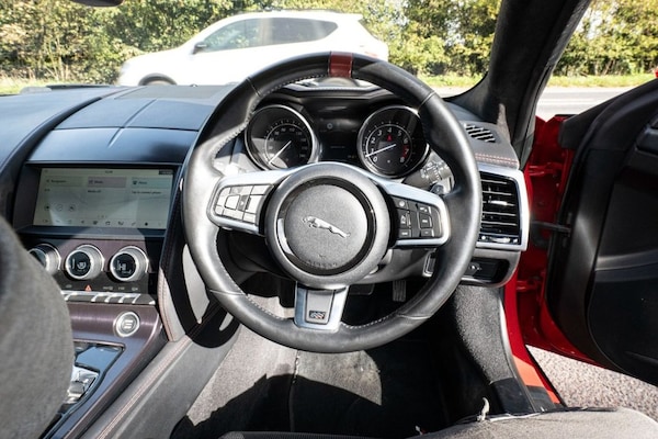 Used Jaguar F-Type 2019 for sale - 75596837: Photo 7