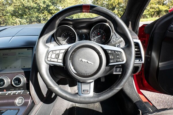 Used Jaguar F-Type 2019 for sale - 75596837: Photo 9