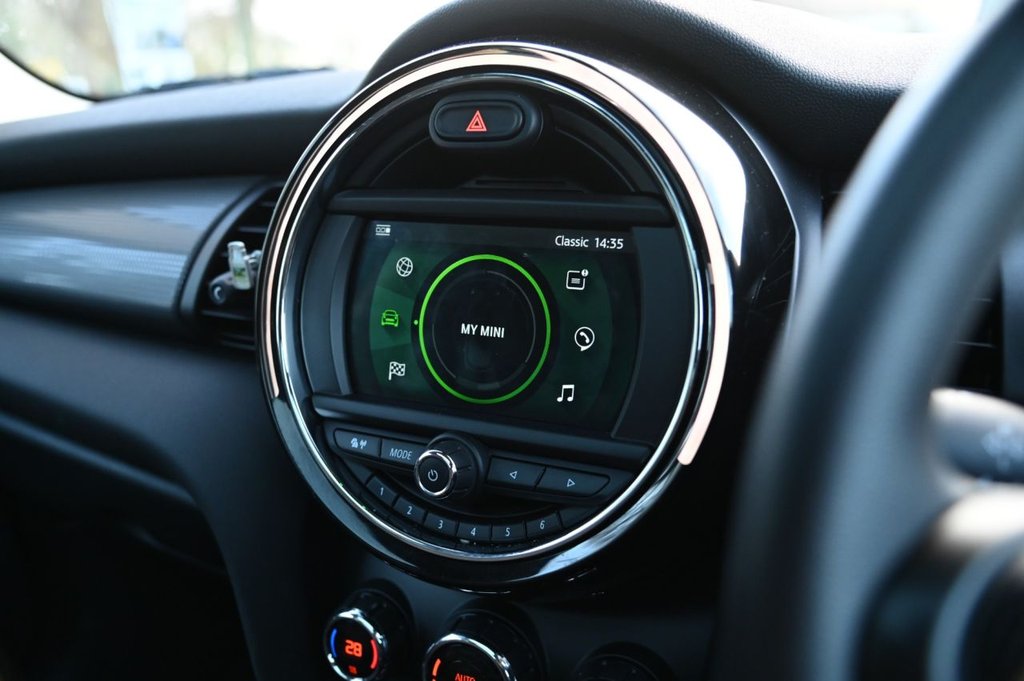 Used MINI Hatch 2020 for sale - 77065098: Photo 6