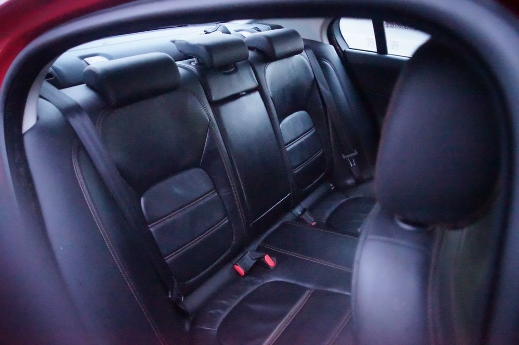 Used Jaguar XE 2017 for sale - 76010153: Photo 28