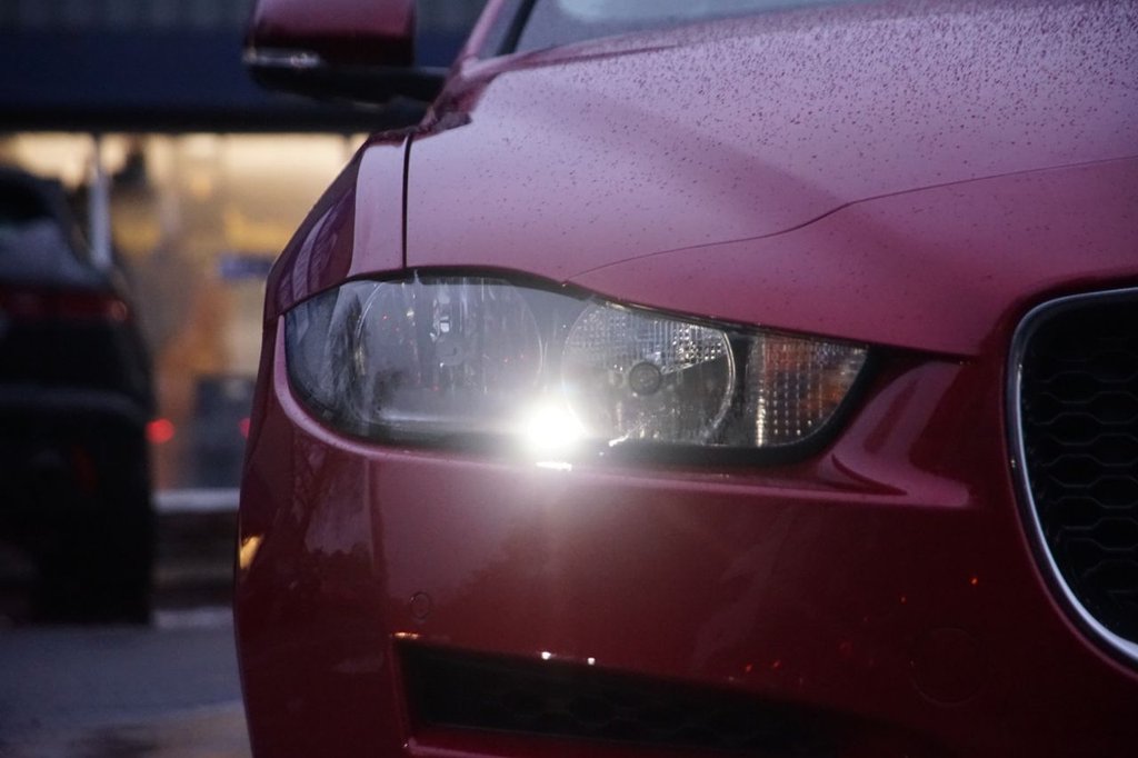 Used Jaguar XE 2017 for sale - 76010153: Photo 30