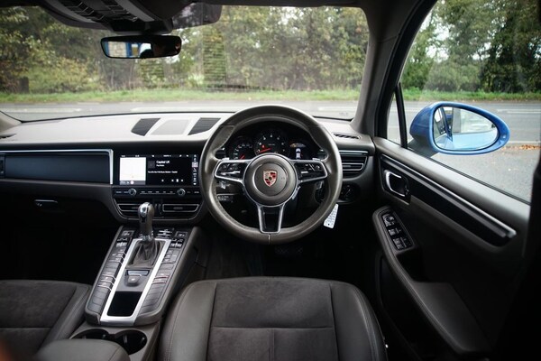 Used Porsche Macan 2020 for sale - 76203310: Photo 10