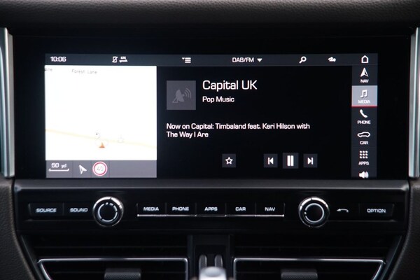 Used Porsche Macan 2020 for sale - 76203310: Photo 20
