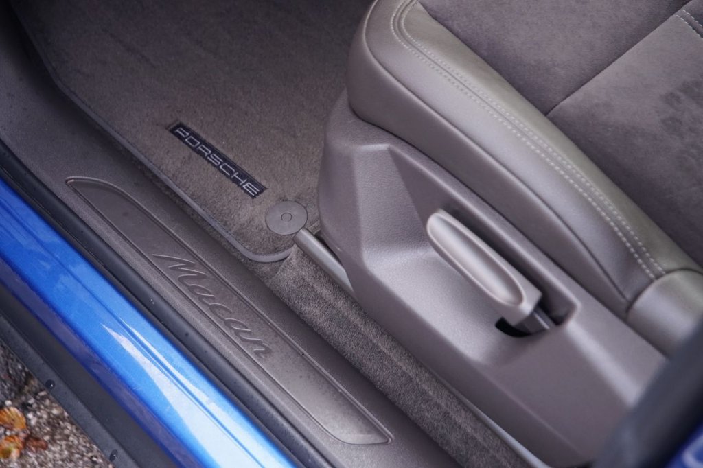 Used Porsche Macan 2020 for sale - 76203310: Photo 28