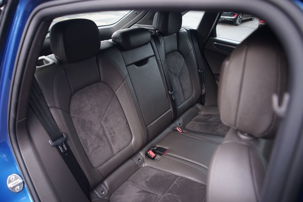 Used Porsche Macan 2020 for sale - 76203310: Photo 35