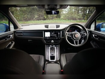 Used Porsche Macan 2020 for sale - 76203310: Photo 3