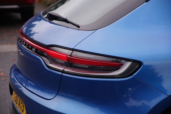 Used Porsche Macan 2020 for sale - 76203310: Photo 46