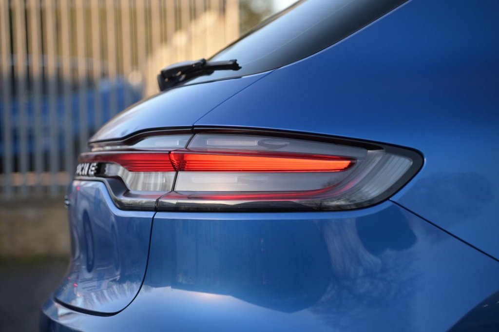 Used Porsche Macan 2020 for sale - 76203310: Photo 47