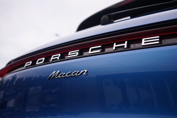 Used Porsche Macan 2020 for sale - 76203310: Photo 49