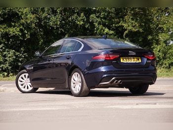 Used Jaguar XE 2019 for sale - 75296028: Photo