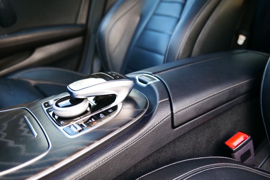 Used Mercedes-Benz E Class 2020 for sale - 77437142: Photo 24