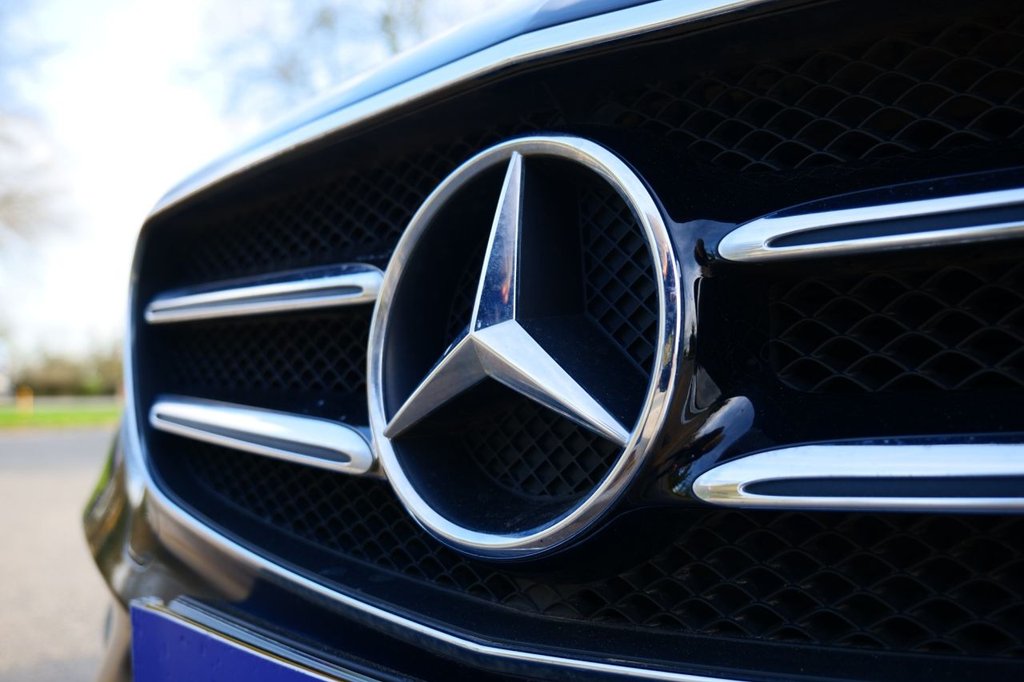 Used Mercedes-Benz E Class 2020 for sale - 77437142: Photo 35