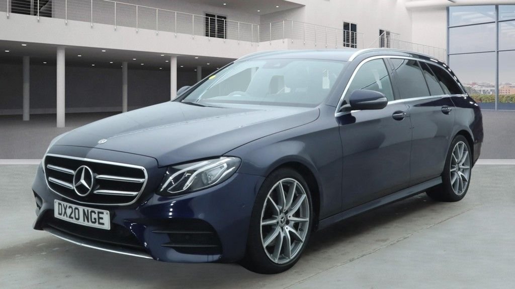 Used Mercedes-Benz E Class 2020 for sale - 77437142: Photo 4