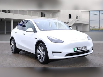 Tesla - Model Y