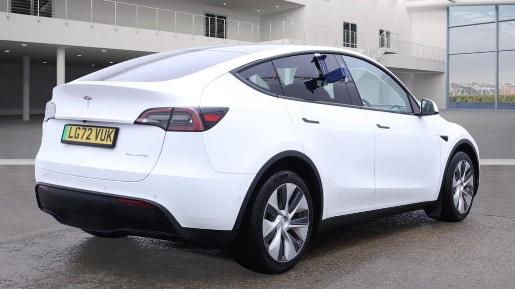 Used Tesla Model Y 2022 for sale - 76406486: Photo 2
