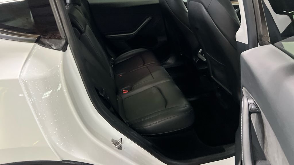 Used Tesla Model Y 2022 for sale - 76406486: Photo 6