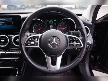 Used Mercedes-Benz C-Class 2020 for sale - 75433384: Photo