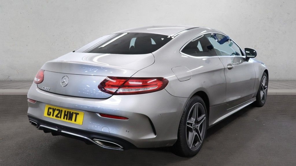 Used Mercedes-Benz C Class 2021 for sale - 76642764: Photo 2