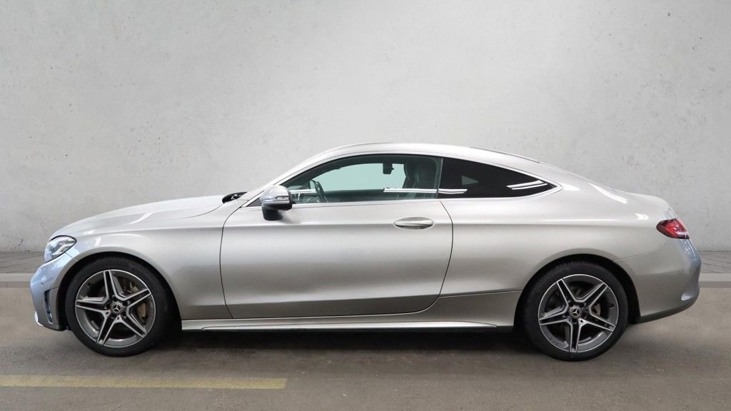 Used Mercedes-Benz C Class 2021 for sale - 76642764: Photo 6