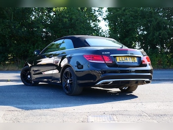 Used Mercedes-Benz E Class 2014 for sale - 79166136: Photo