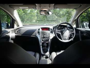 Used Vauxhall Astra 2012 for sale - 74695911: Photo