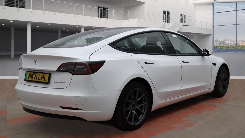 Used Tesla Model 3 2021 for sale - 77288316: Photo 2