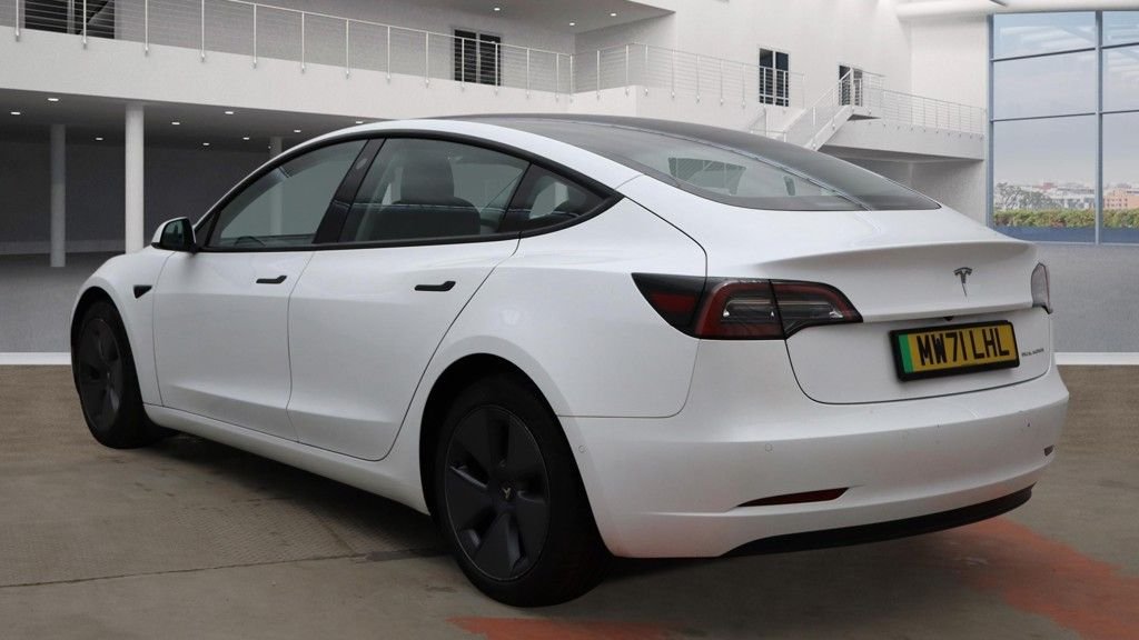 Used Tesla Model 3 2021 for sale - 77288316: Photo 3