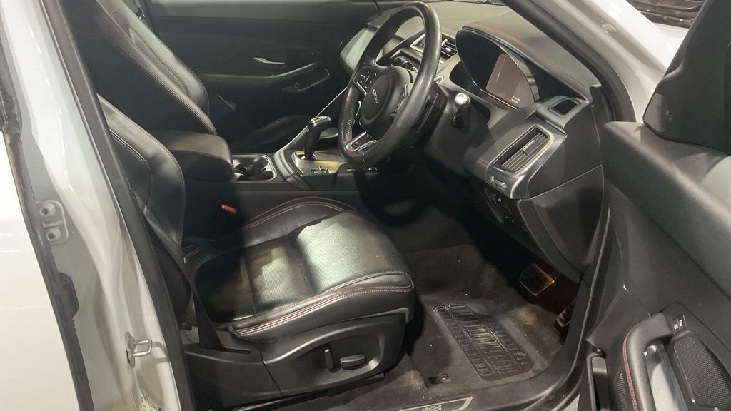 Used Jaguar E-Pace 2019 for sale - 77967490: Photo 7