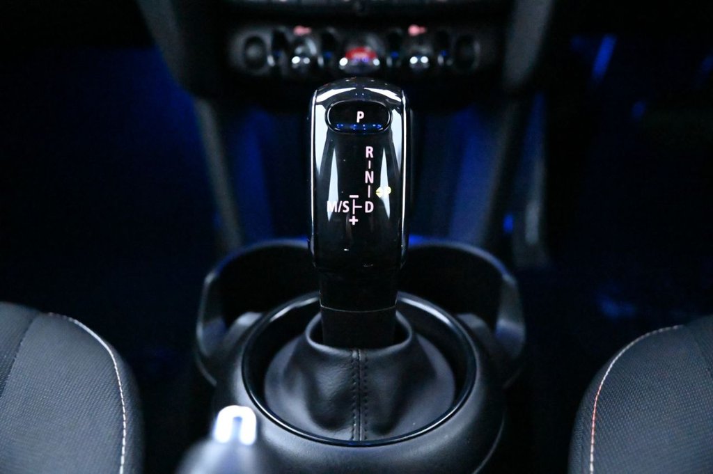 Used MINI Hatch 2019 for sale - 76632324: Photo 18