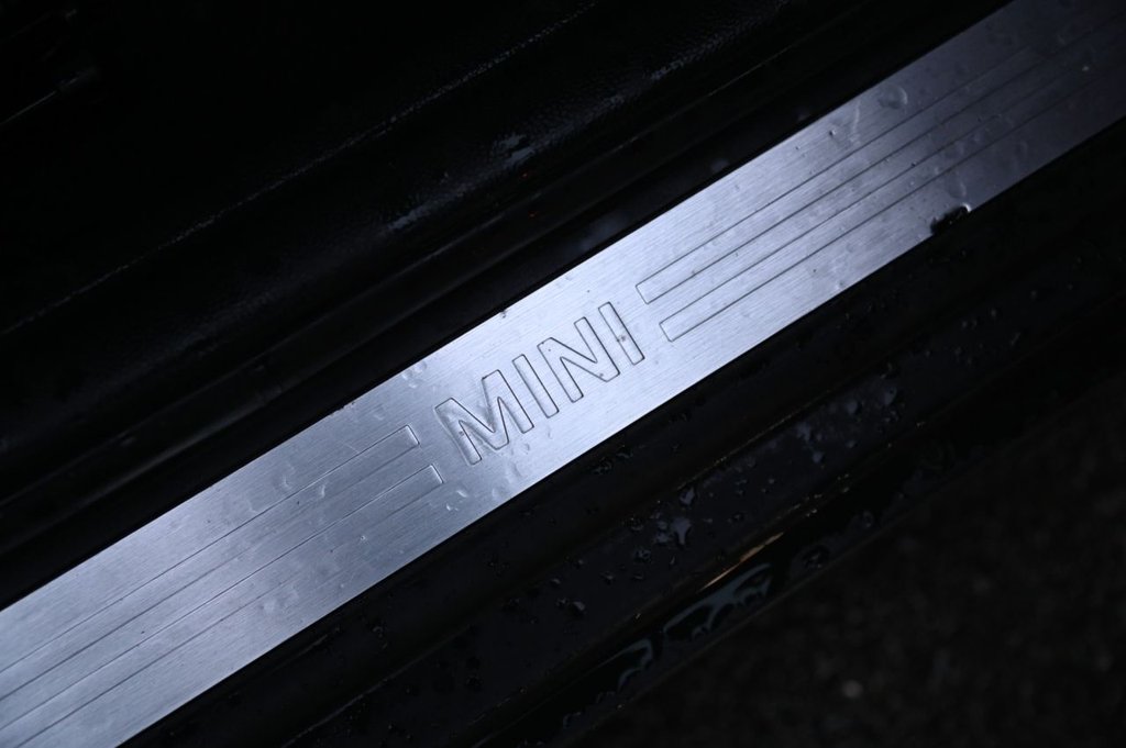 Used MINI Hatch 2019 for sale - 76632324: Photo 23