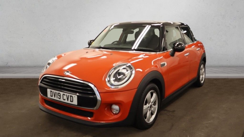 Used MINI Hatch 2019 for sale - 76632324: Photo 4