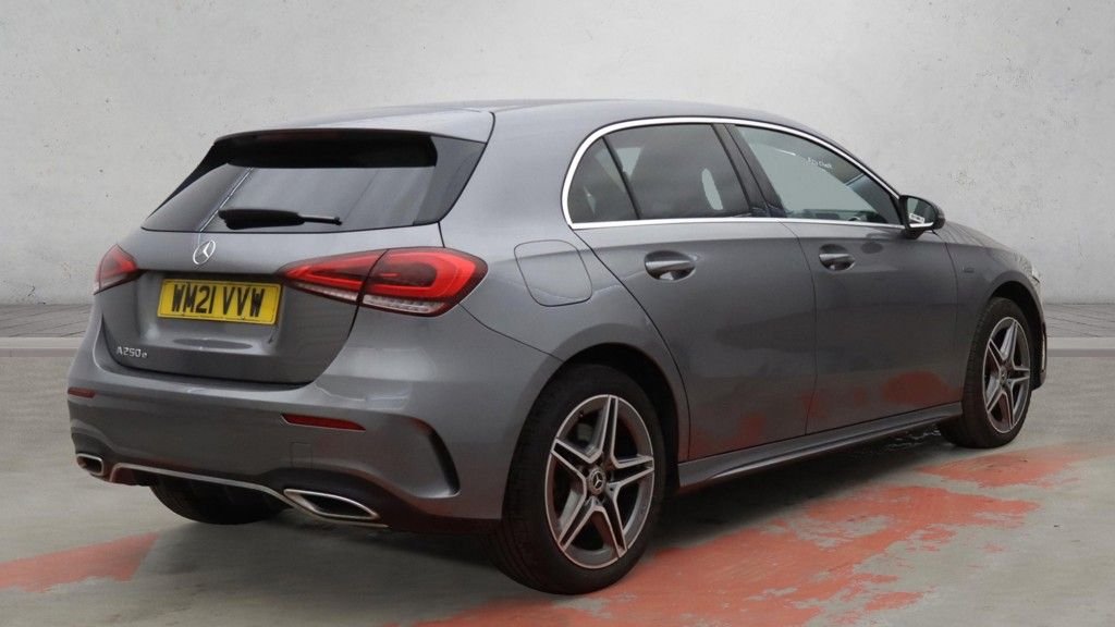 Used Mercedes-Benz A-Class 2021 for sale - 76986378: Photo 2