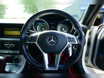 Used Mercedes-Benz SLK 2011 for sale - 78896389: Photo