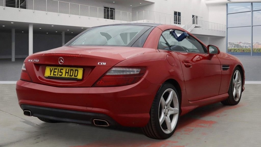 Used Mercedes-Benz SLK 2015 for sale - 76119323: Photo 2