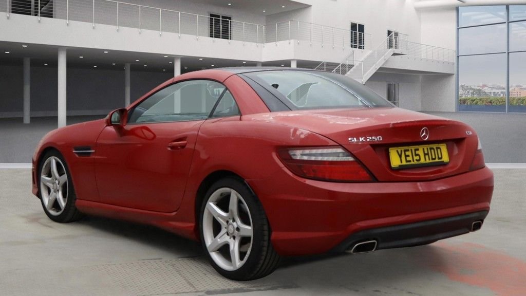Used Mercedes-Benz SLK 2015 for sale - 76119323: Photo 3
