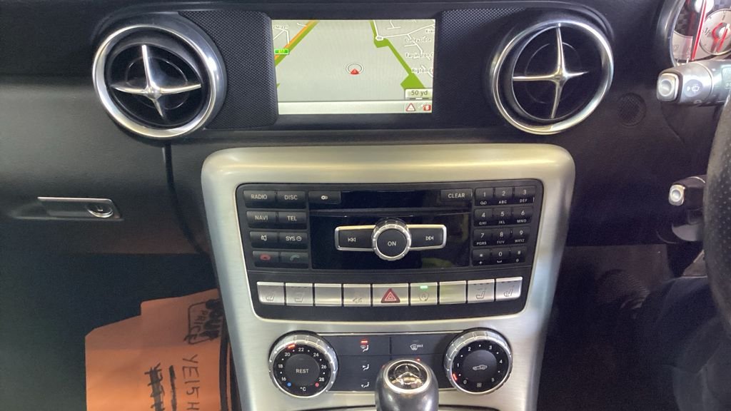 Used Mercedes-Benz SLK 2015 for sale - 76119323: Photo 5