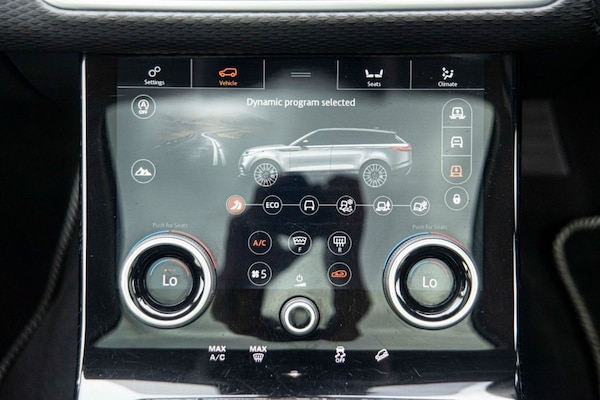 Used Land Rover Range Rover Velar 2017 for sale - 75307118: Photo 15