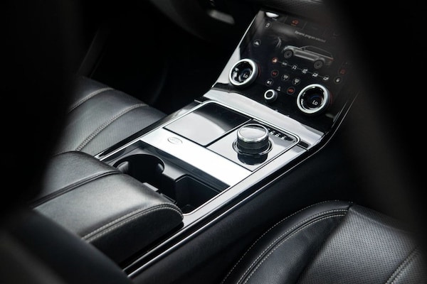 Used Land Rover Range Rover Velar 2017 for sale - 75307118: Photo 18