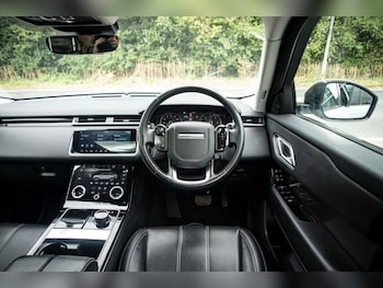 Used Land Rover Range Rover Velar 2017 for sale - 75307118: Photo