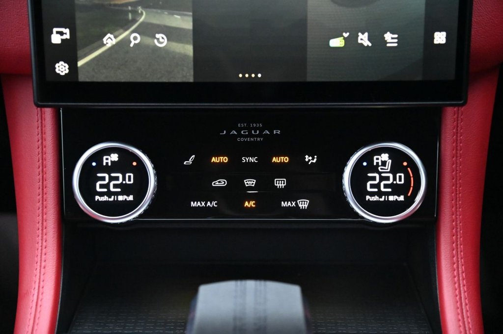 Used Jaguar F-Pace 2021 for sale - 76655121: Photo 21