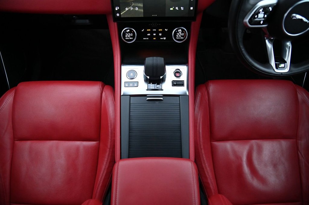 Used Jaguar F-Pace 2021 for sale - 76655121: Photo 22