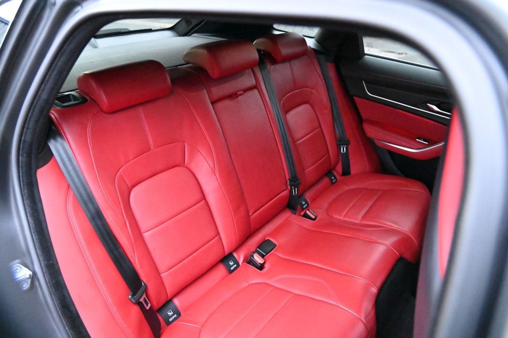 Used Jaguar F-Pace 2021 for sale - 76655121: Photo 37