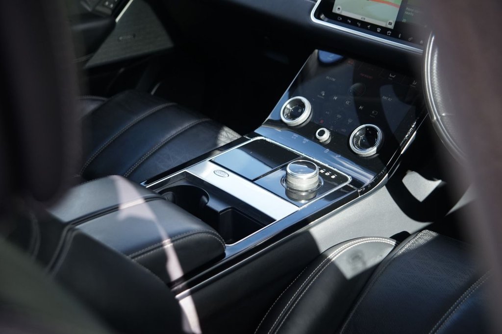 Used Land Rover Range Rover Velar 2017 for sale - 75961901: Photo 22