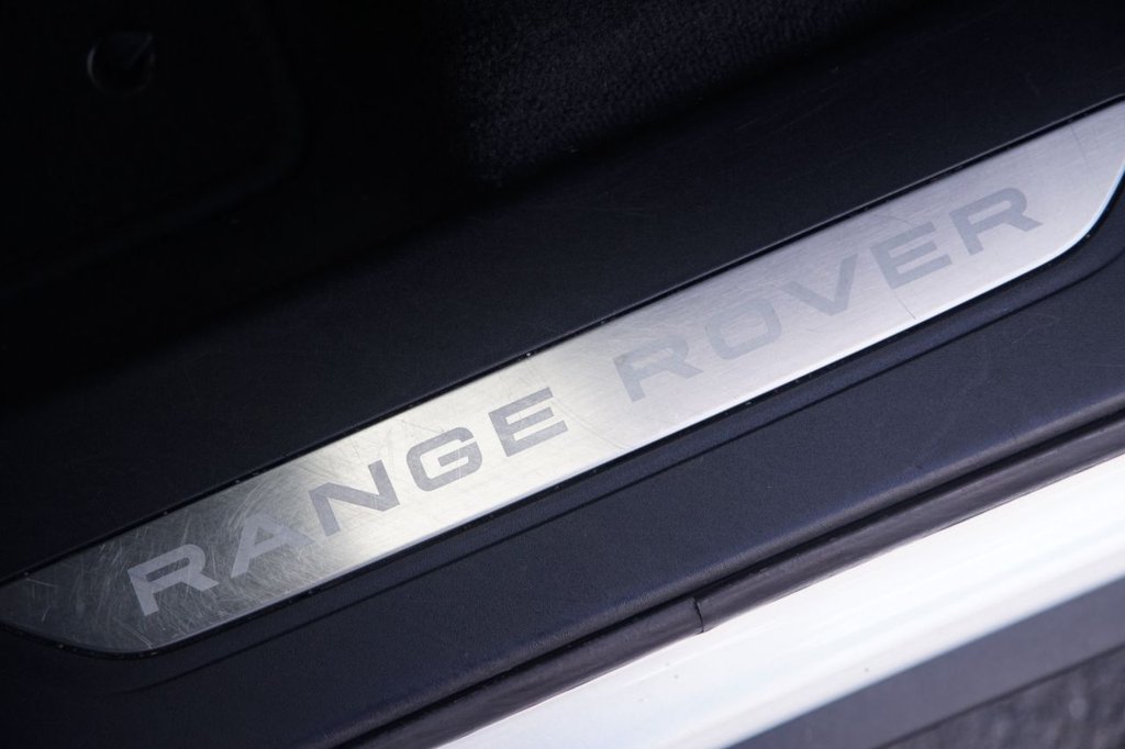 Used Land Rover Range Rover Velar 2017 for sale - 75961901: Photo 26